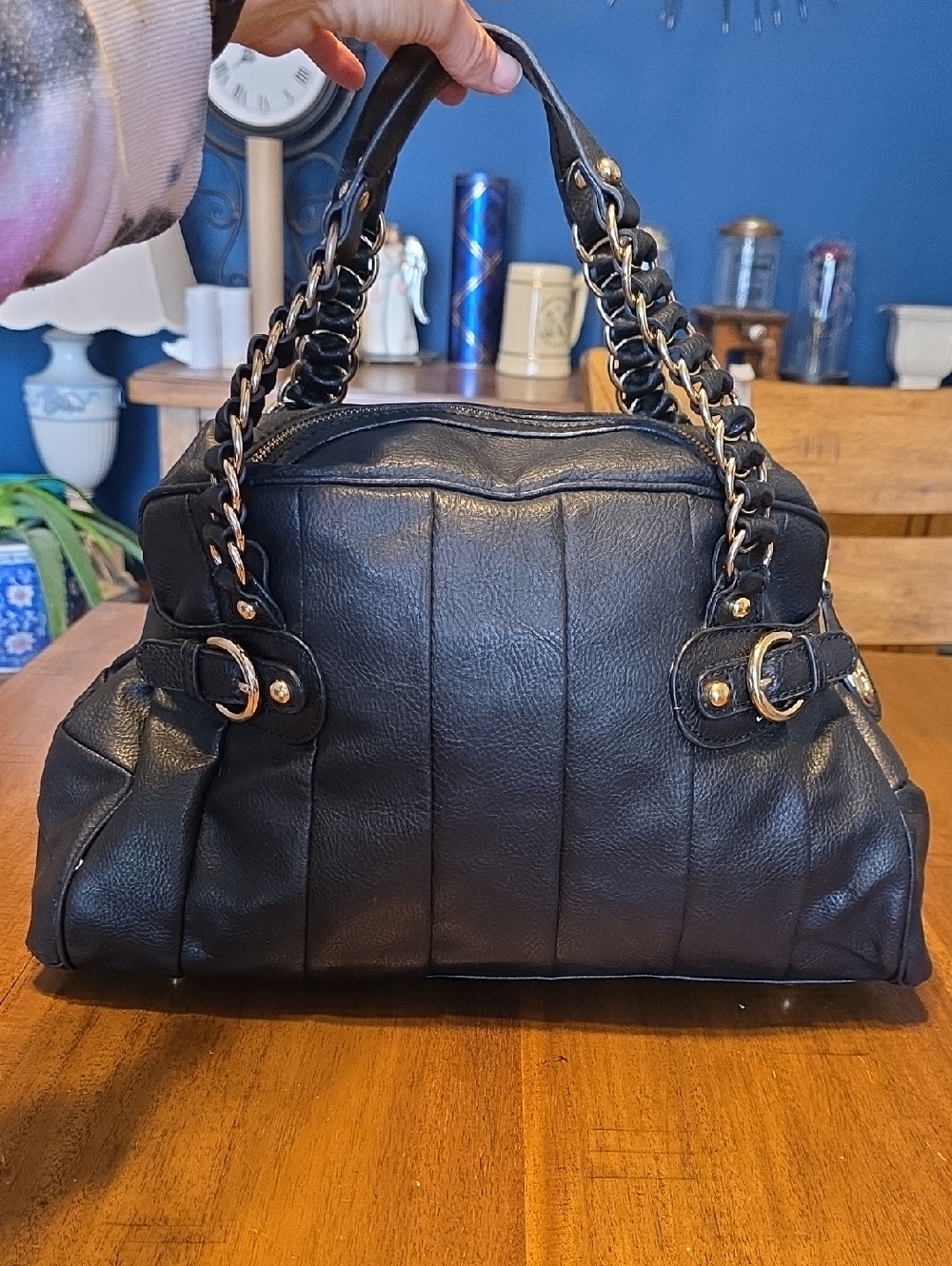 bebe Black Leather Shoulder Bag with Gold Chain Accents - Picture 3 of 16